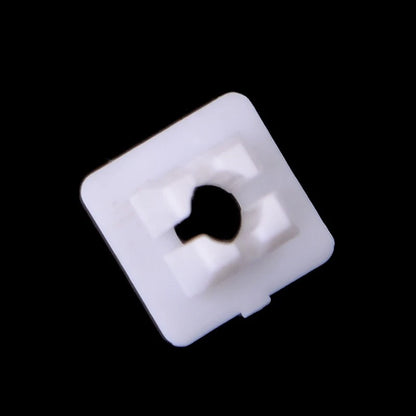 100pcs Bumper Grill Grommet Clips for Ford