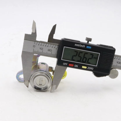 Ignition Switch for Toyota Camry XV20 CE LE XLE CSX Vienta 1996-2001