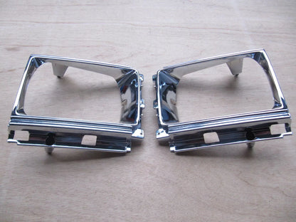 HeadlightDoor Bezel Light Case for Toyota Hilux 2WD (1986-1988)