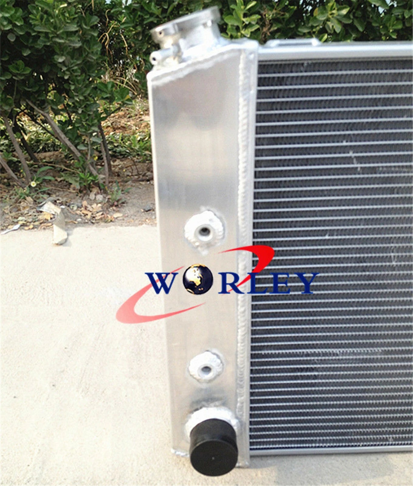 3 Core Aluminum Radiator for Ford Cortina 6 Cylinder (1972-1982)