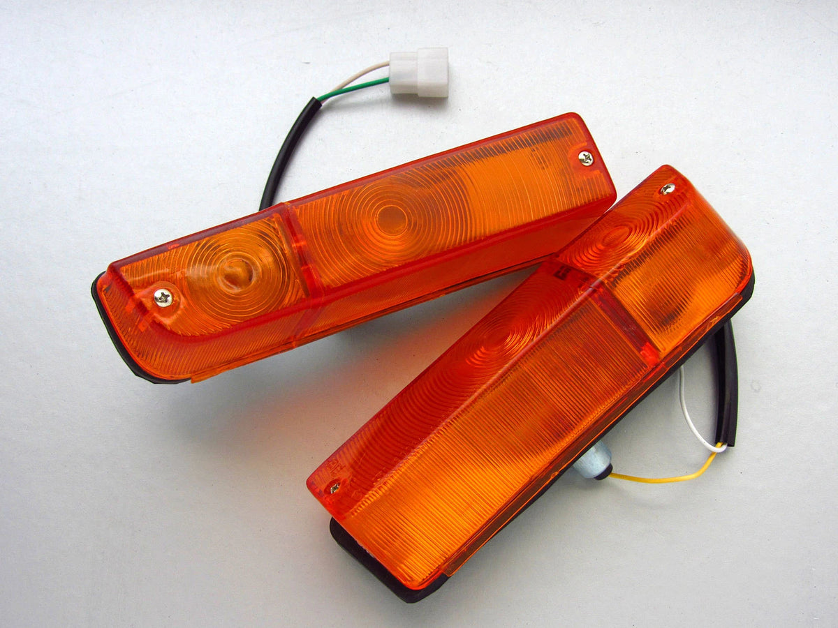 Front Parking & Signal Lights for Datsun 1200 B110 B210 120Y (1970-1978)