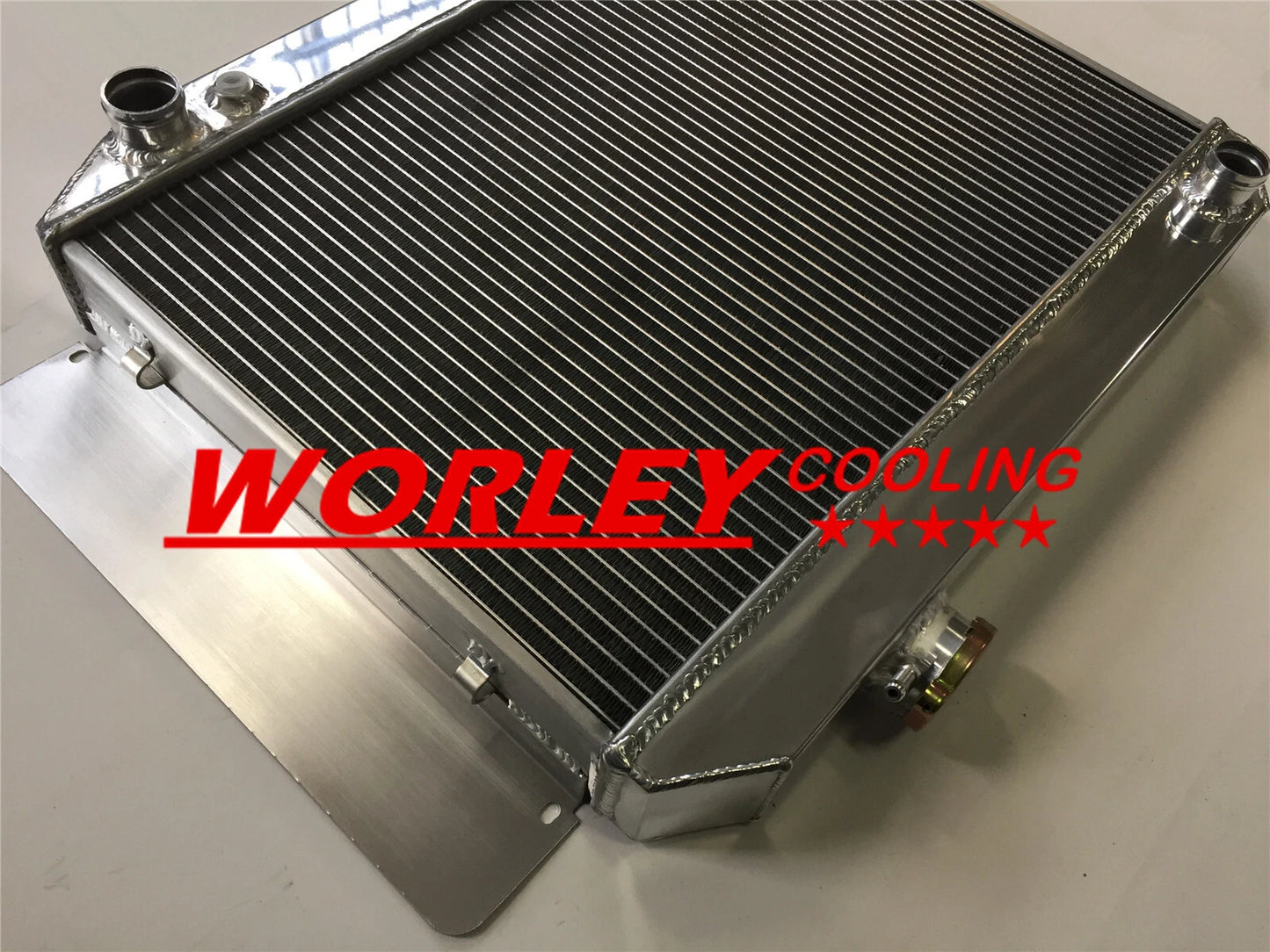 Aluminium Radiator + 10" Fan for Holden Kingwood HG-HJ (1968-1980)