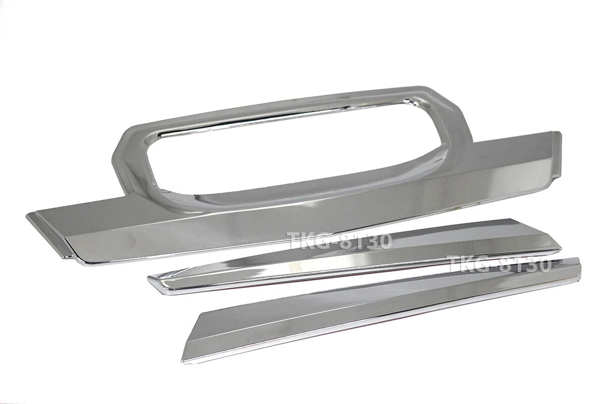 Chrome Tailgate Accent V.2 for Isuzu D-Max (2012-2015)