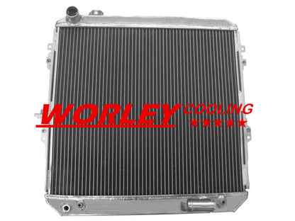 44mm Aluminum Radiator & Black Hoses for Toyota Hilux LN106 LN111 (88-97)