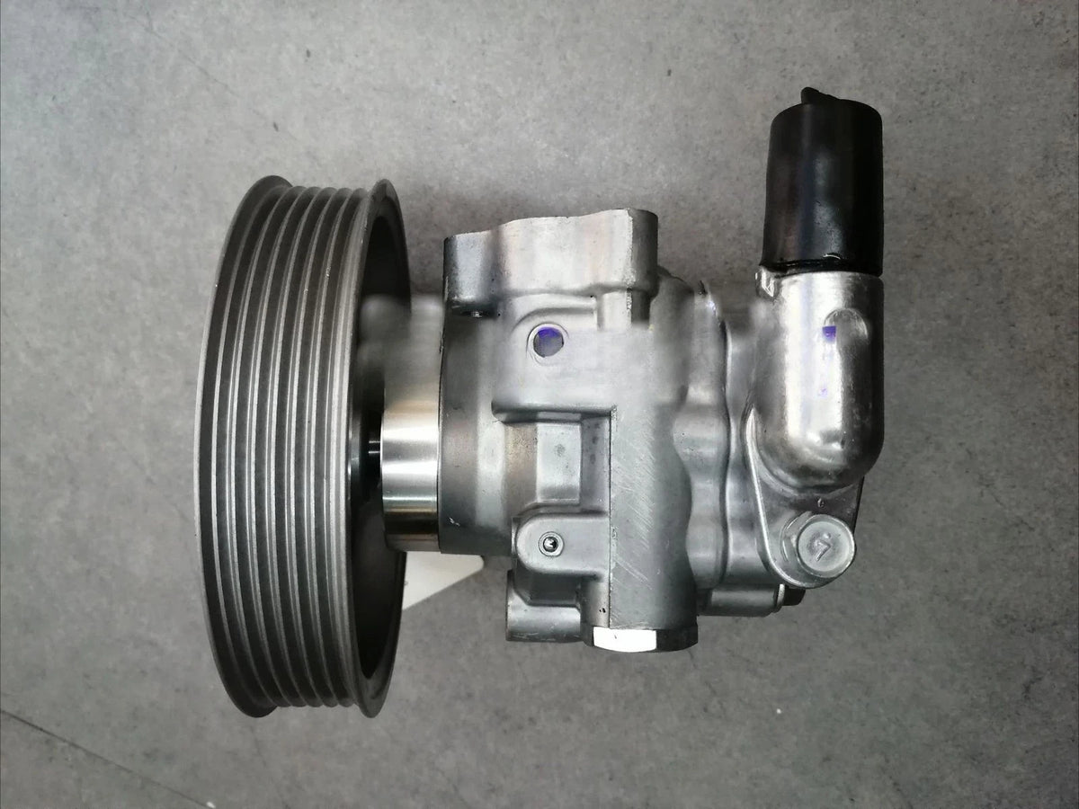 Power Steering Pump w/ Pulley for Audi B8 A4 A5 Quattro (2009–2012)