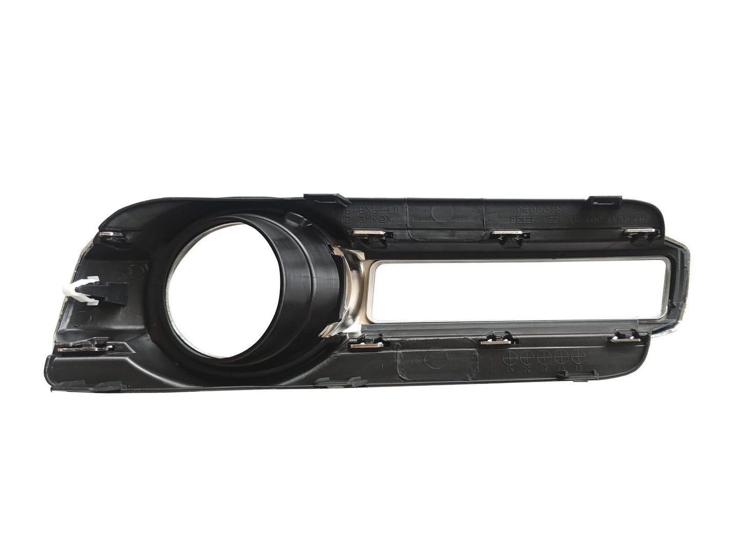 Fog Light Bezel Trim Right Side for Mitsubishi Pajero NX (2014–2021)