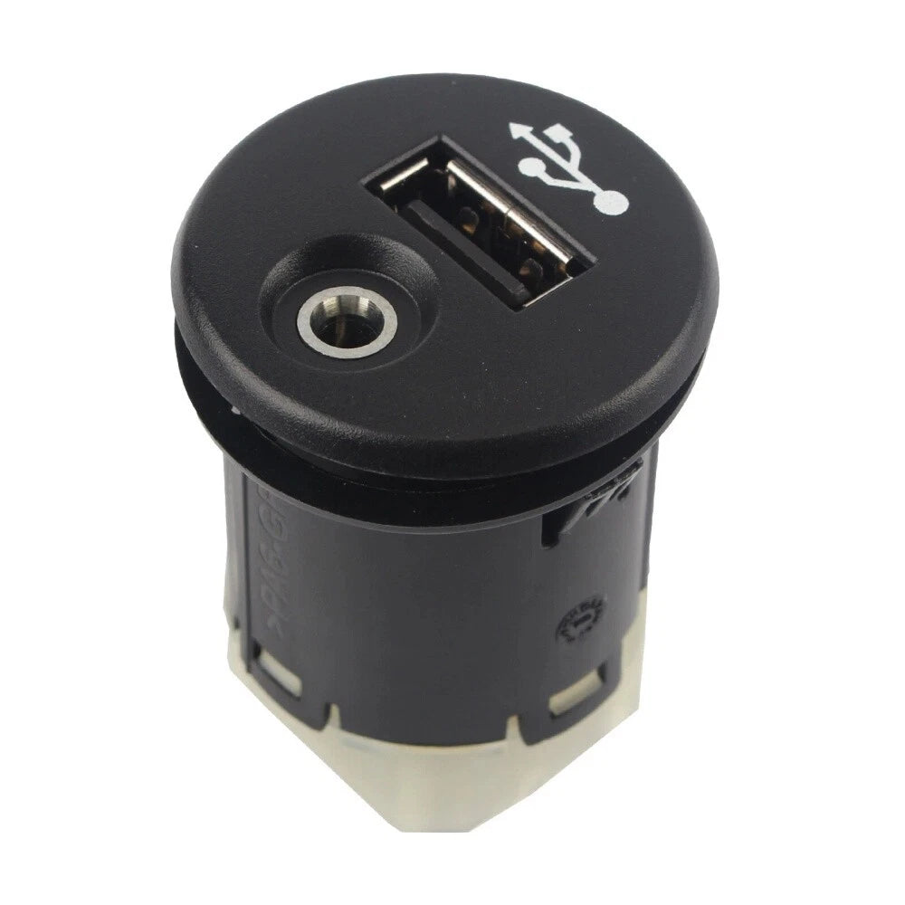 Auxiliary Jack for Nissan Juke (2011-2017)