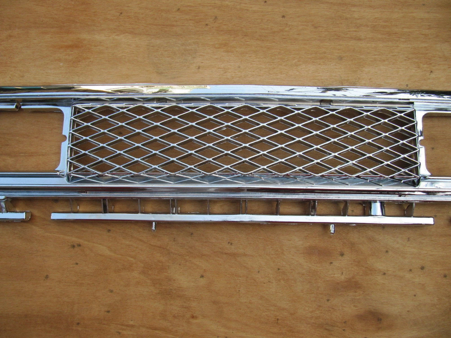 Grille for Nissan Datsun 720 Navara Frontier Hardbody Pickup 4WD (1986-1997)