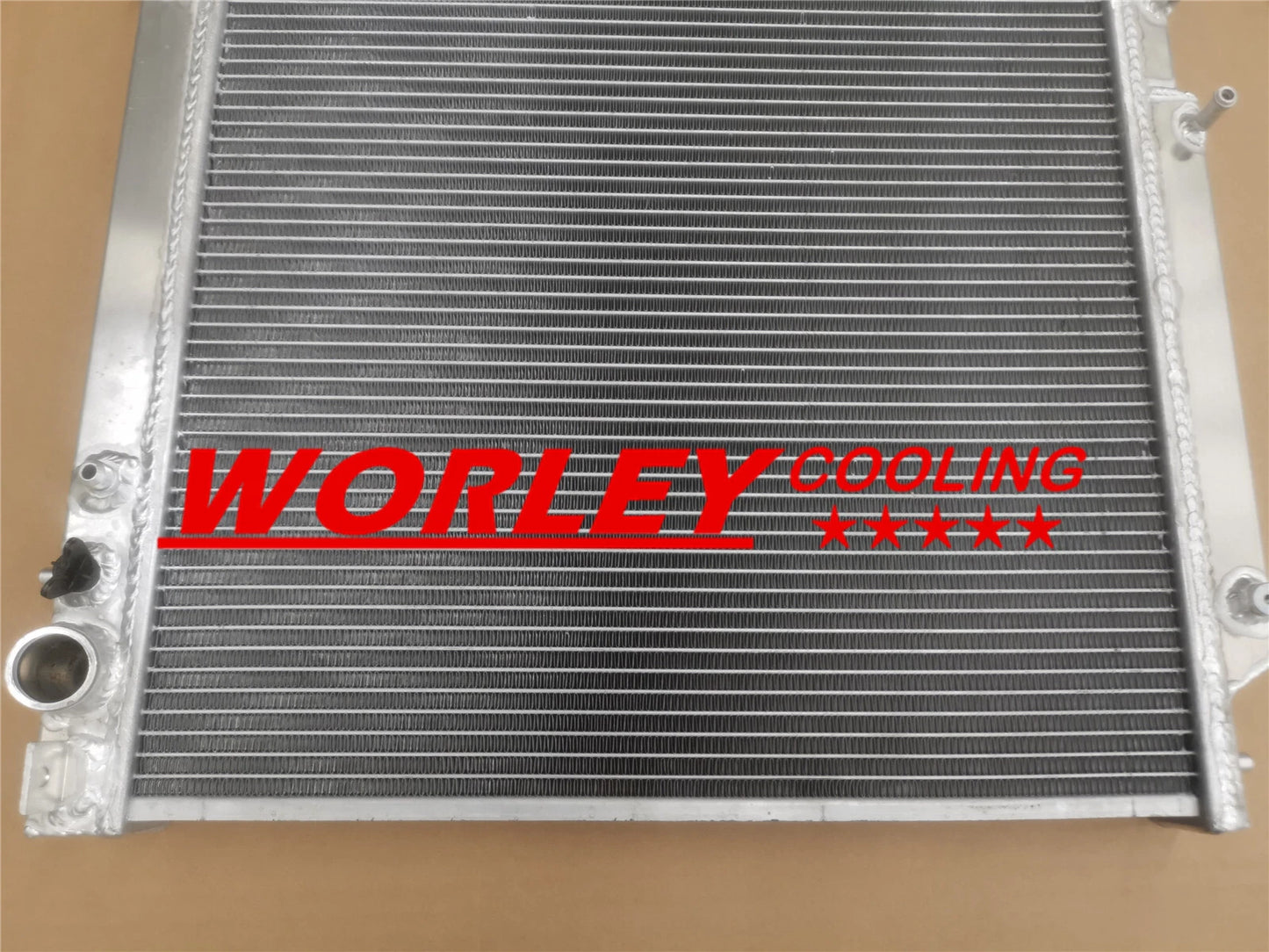 3ROW Radiator for MITSUBISHI Delica L400 Express Starwagon 4 CYL (1994-2004)
