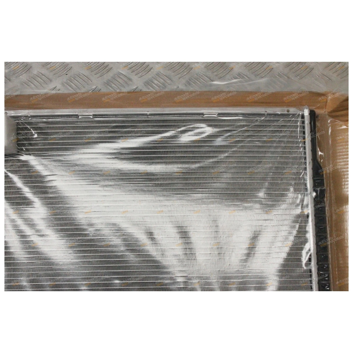 Alloy Radiator 4.4L 4.6L 4.8L V8 for BMW X5 E53 (2000-2006)