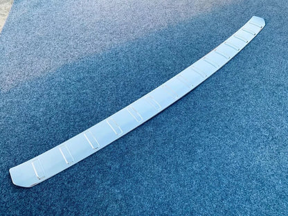 Steel Rear Outer Guard Bumper Lid Cover Trim for Mercedes-Benz GLS (2020-2023)
