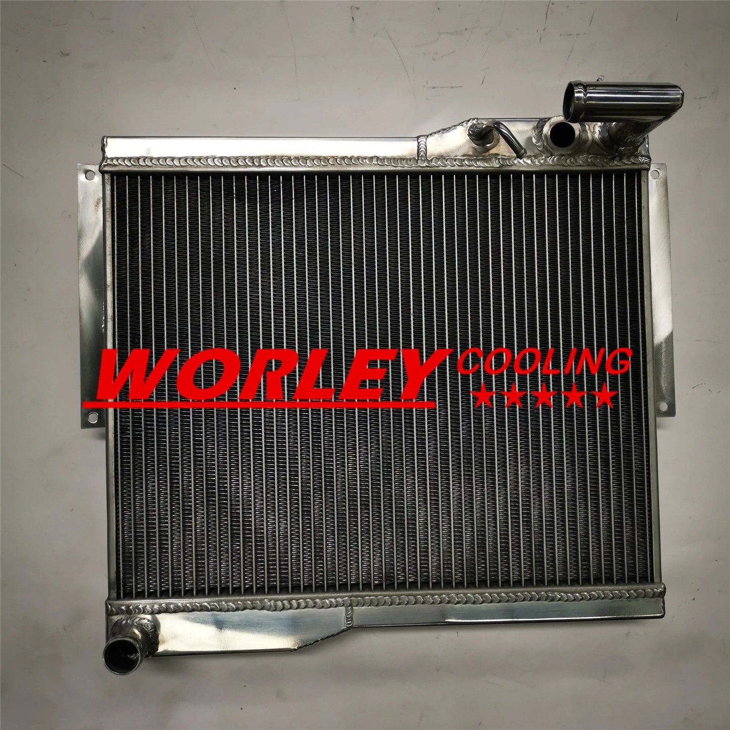 5ROWS Aluminum Radiator + Black Hose for MG MGB GT/ROADSTER (1977-1980)