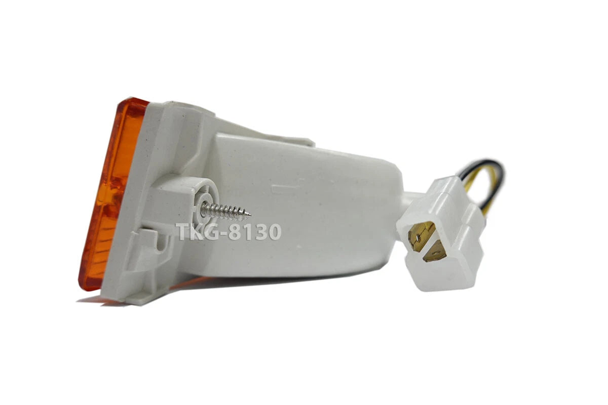 Amber Lens Front Bumper Light for Mitsubishi Triton L200 (1986-1994)