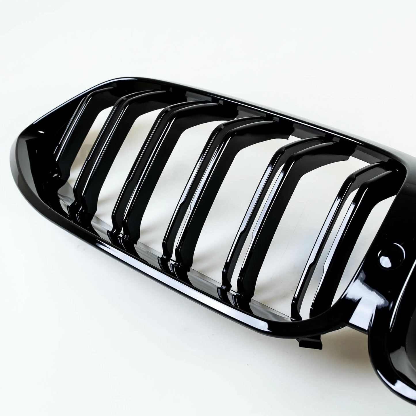 M8 Style Front Grille for BMW M8 F91 F92 F93 (2019-2022)