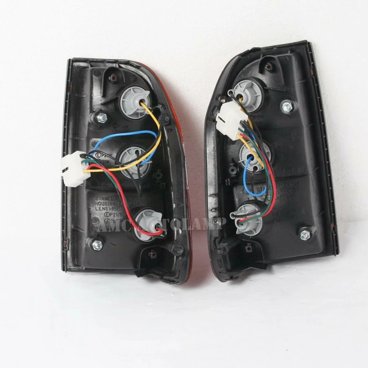 Pair Tail Light Lamp +Bulb Fits Mitsubishi L200  Strada Triton MK UTE 1996-05 DE