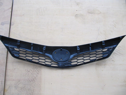 Black Grill for Toyota Camry ATARA ASV50 (2011-2014)
