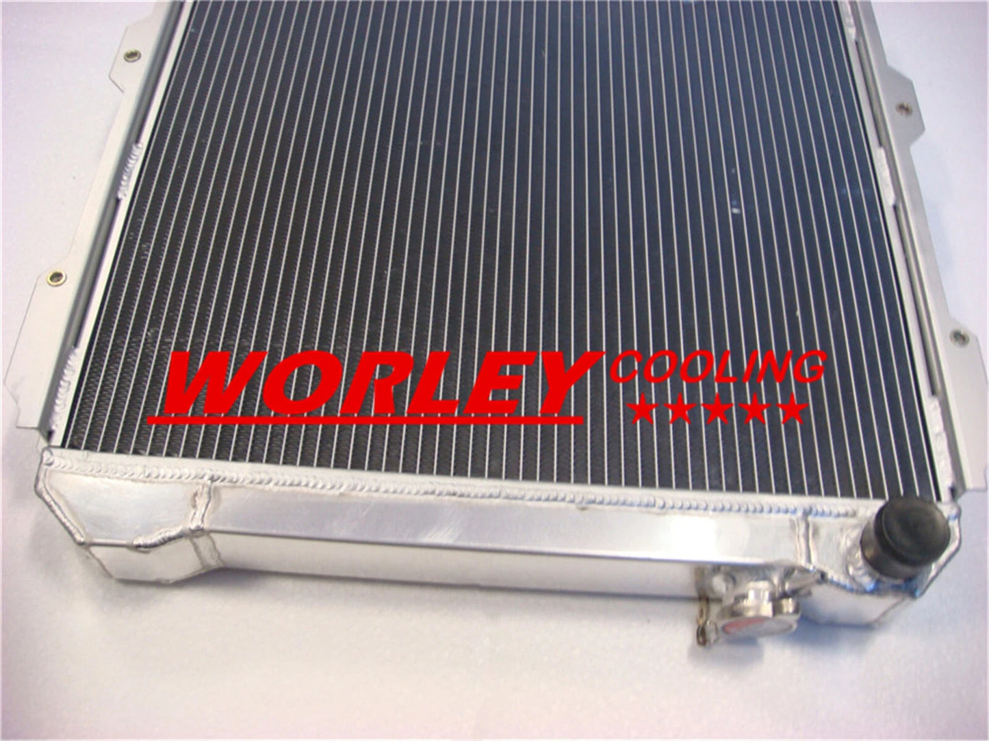 Radiator & Fan for Toyota Hilux LN60 LN61 LN65 2.4L Diesel (1984-1991)