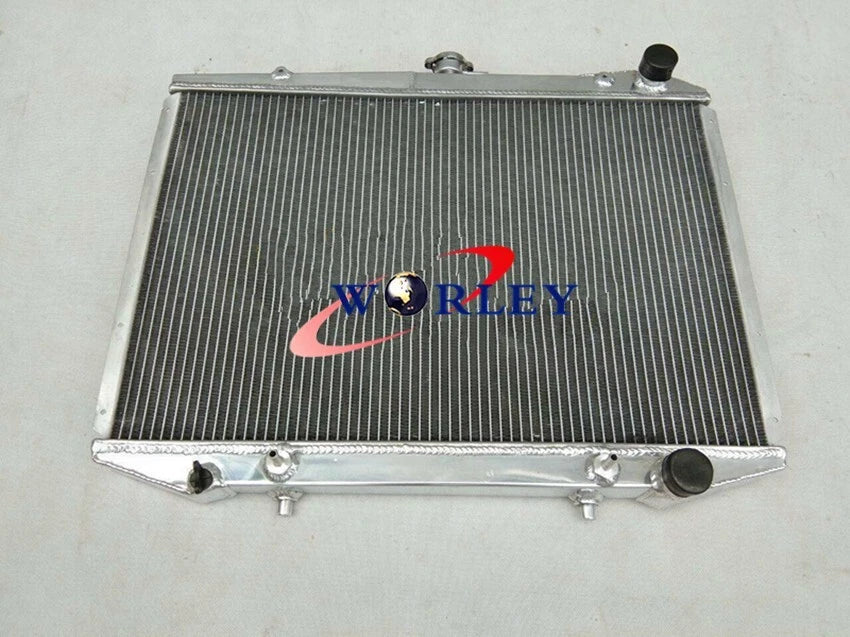 3 Row Radiator for Nissan Navara Pathfinder D21 (1986-1997)