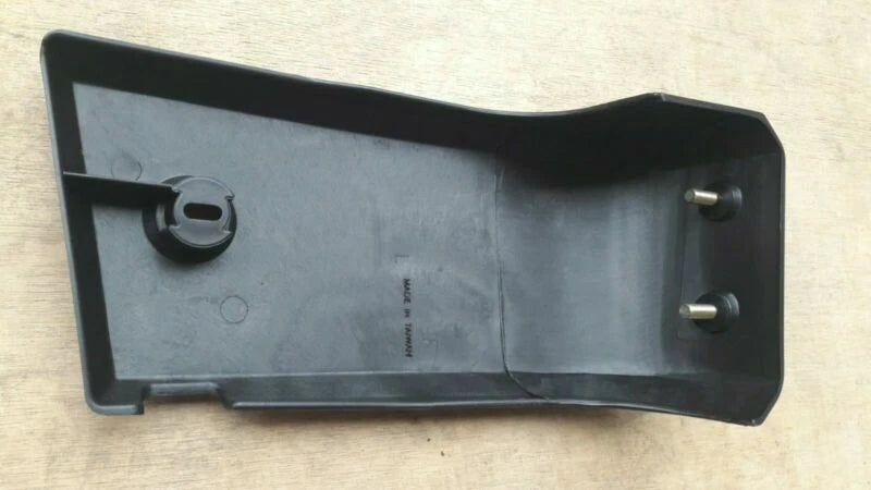 Front Bumper Ends 2 x Black for Toyota Hilux Pickup LN50 LN60 (1984-1988)
