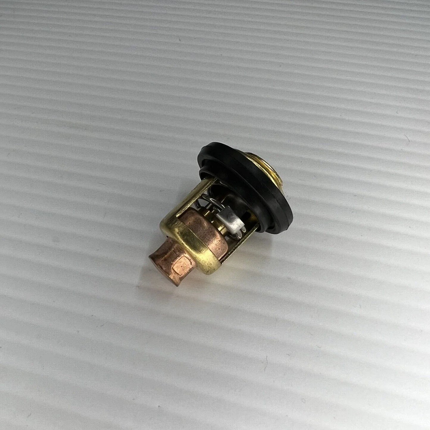 60 Degree Thermostat for Yamaha Outboard Motors 4-225HP