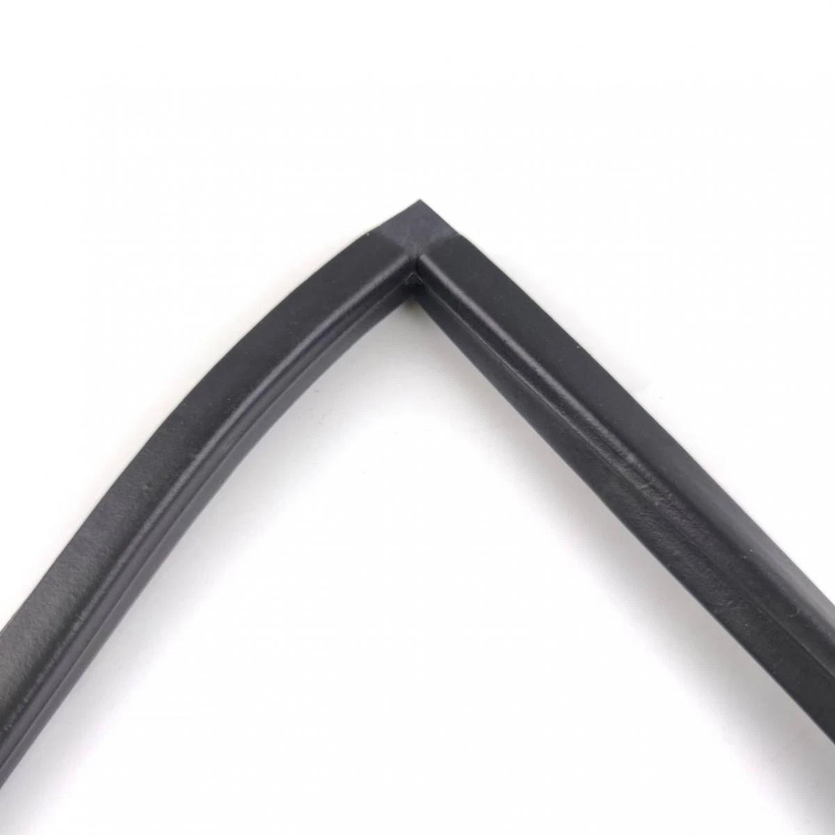 Side Window Quarter Rubber Pair Fits Datsun Bluebird 510 2D Sedan 1967-72 D06
