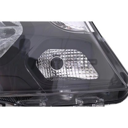 Headlight for Mercedes-Benz Sprinter 3500 (2014–2017)
