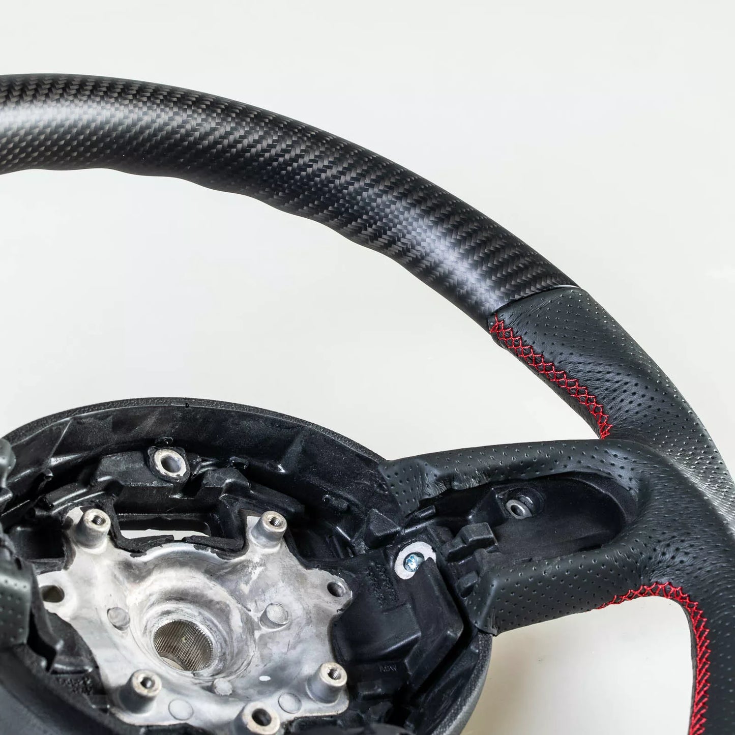 Flat Bottom Matte Carbon Leather Steering Wheel for Mini R55 R56 R57 R58 R60 R61 (2006-2016)