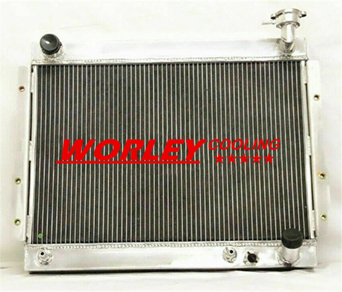 3 Row Alloy Radiator for LAND CRUISER FJ60 FJ61 FJ62 (1980-1990)
