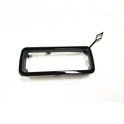 1pc Rear Left Hitch Trim for Land Rover Defender 90/110 (2020-2025)