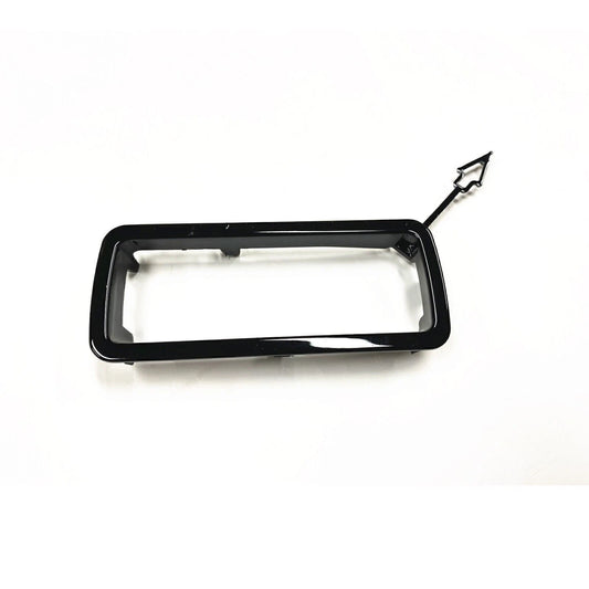 1pc Rear Left Hitch Trim for Land Rover Defender 90/110 (2020-2025)