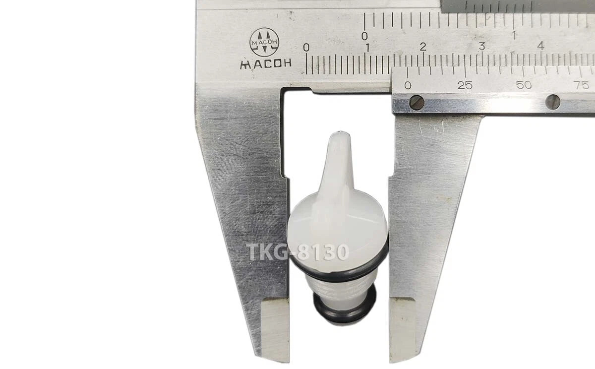 Radiator Drain Cock Plug for Toyota Hilux MK3, Hiace, RN30 (1983-1997)