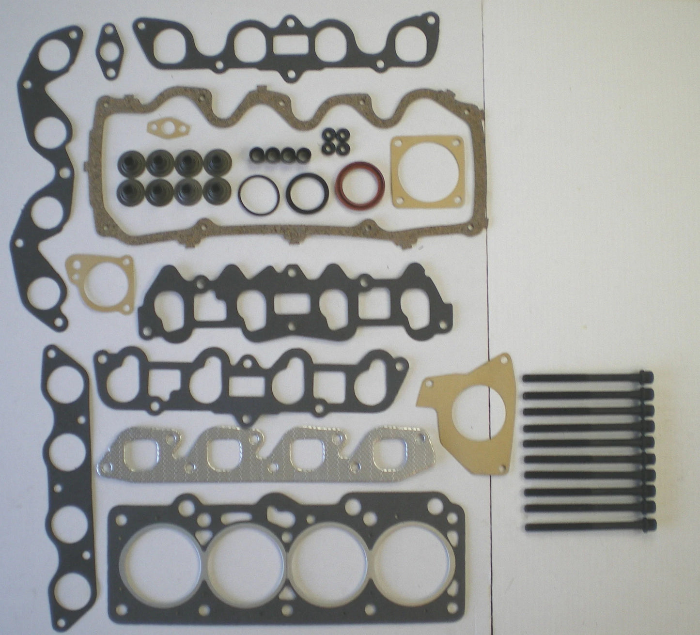 Head gasket set bolts for Escort Mk3-5/Fiesta Mk4 XR2i XR3i (1983–1992)