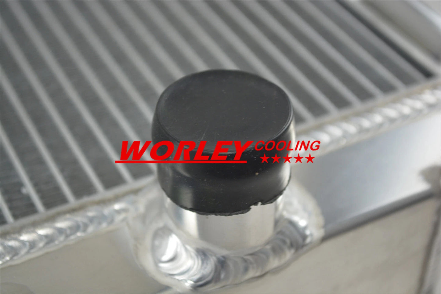 Aluminum Radiator for Mitsubishi Pajero (2000-2006)