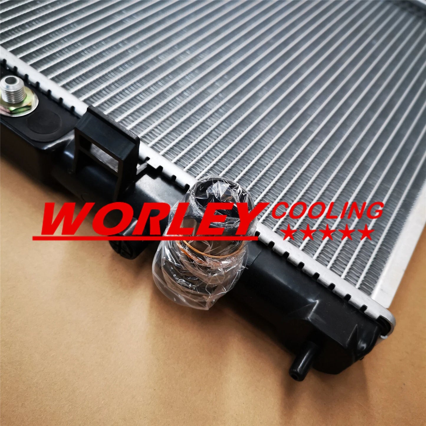 Radiator 400mm for Nissan Maxima J31 (2003-2009)