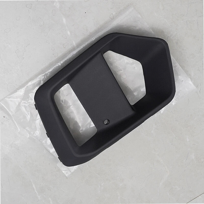 Right Front Bumper Fog Light Cover for 2016-2018 Ford Focus (2016-2018)