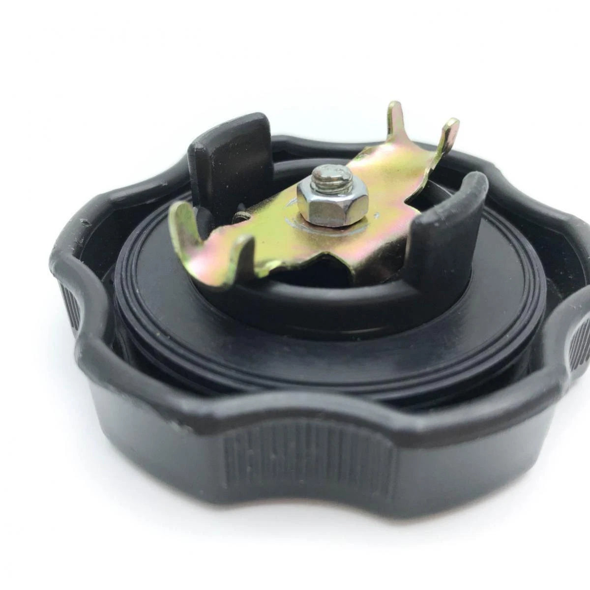 Engine Oil Tank Reservoir Cap Fits Mitsubishi L200 Triton UTE Truck 1991-96 D06