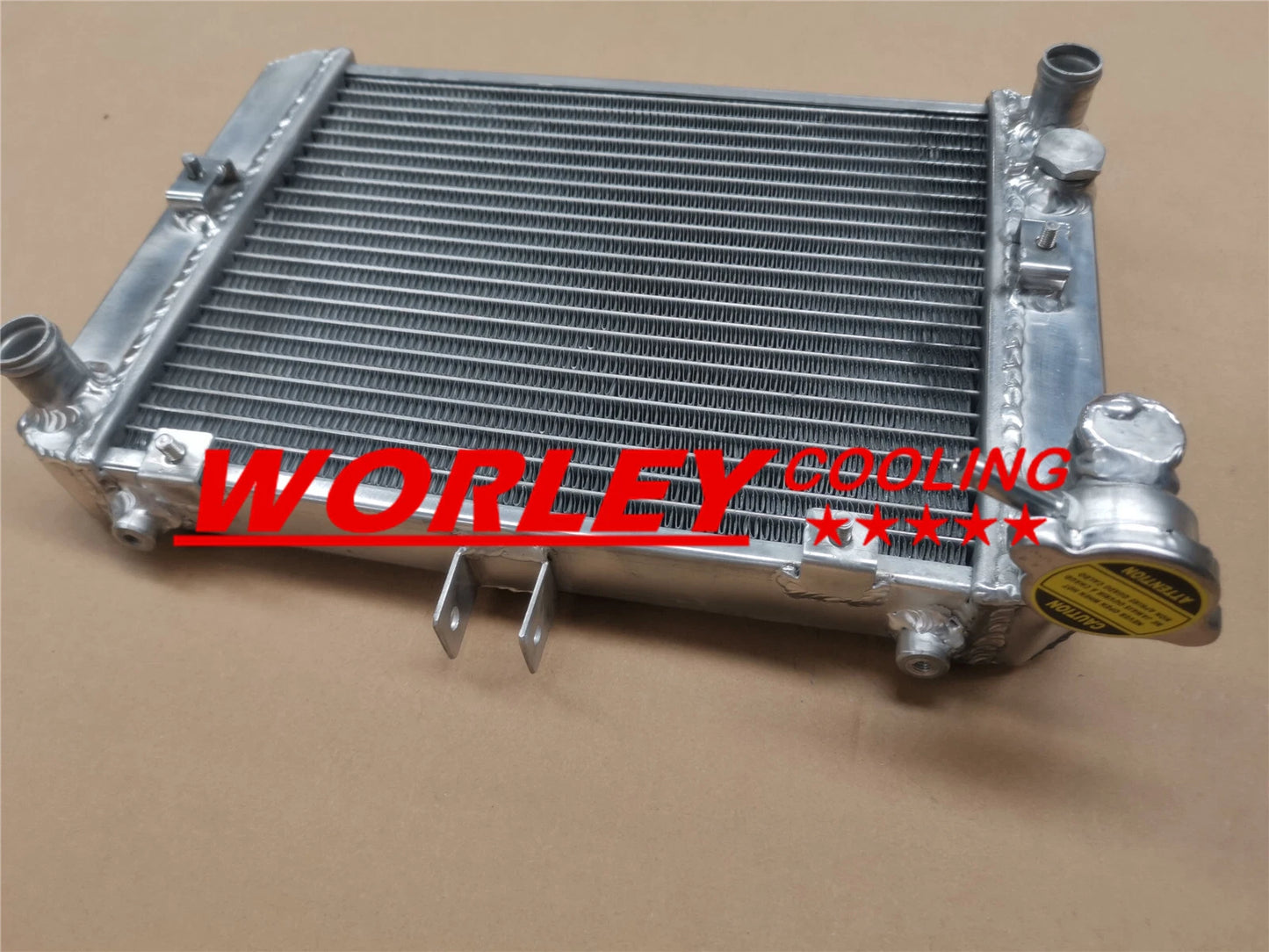 3ROW Aluminum Radiator + Black Silicone Hoses for Honda V65 Magna (83-85)