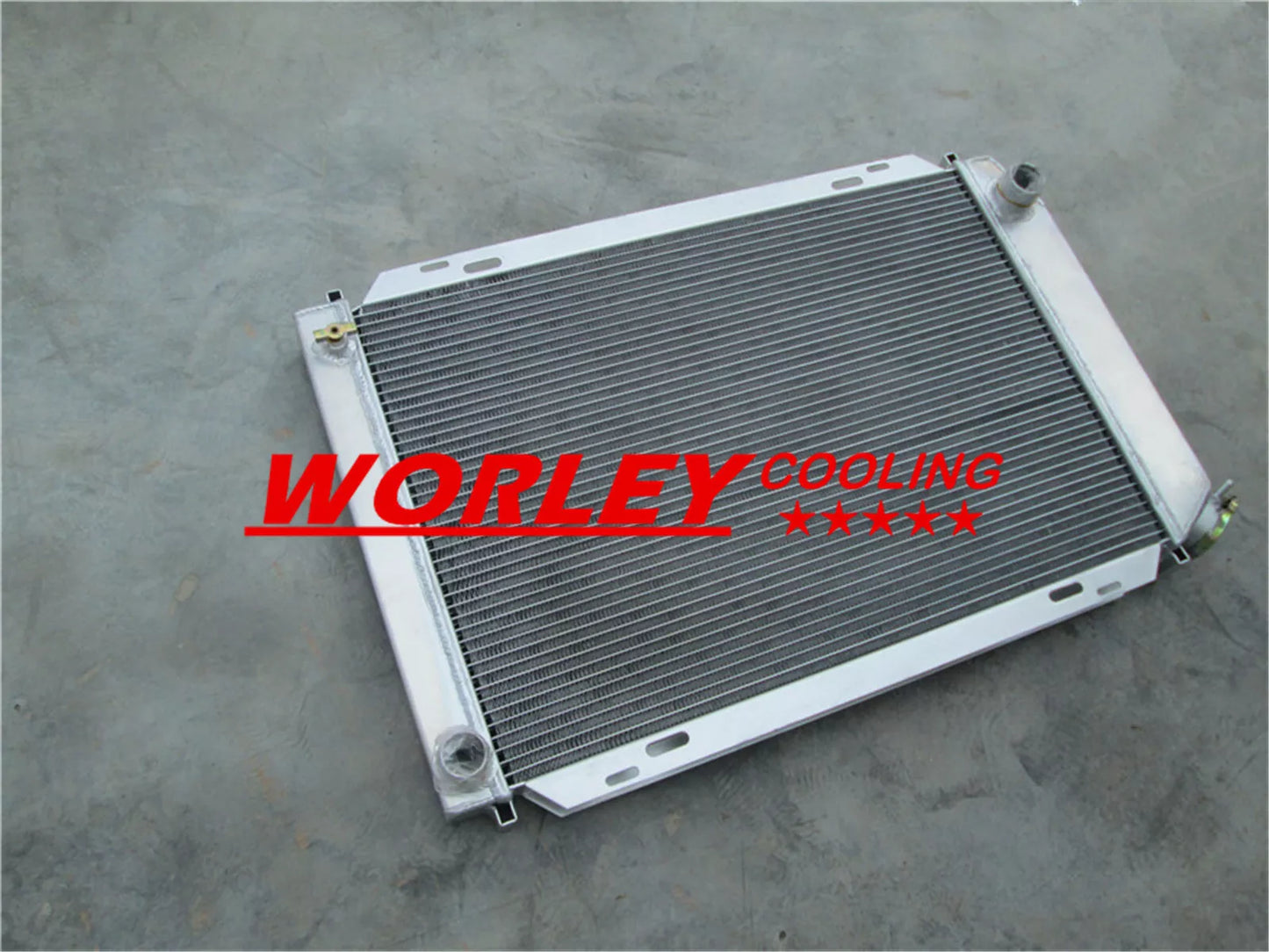 3 Row Aluminum Racing Radiator for Ford Mustang GT/LX 1979-1993