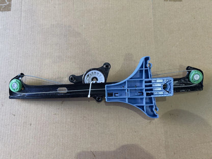 Window Regulator, Rear RH W/o Motor/W/o Panel for VW Golf MK4 (1997–2005)