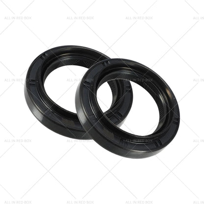 Front Inner Axle Oil Seals for Toyota Hilux TGN26 KUN26 KUN25 (2005-2015)