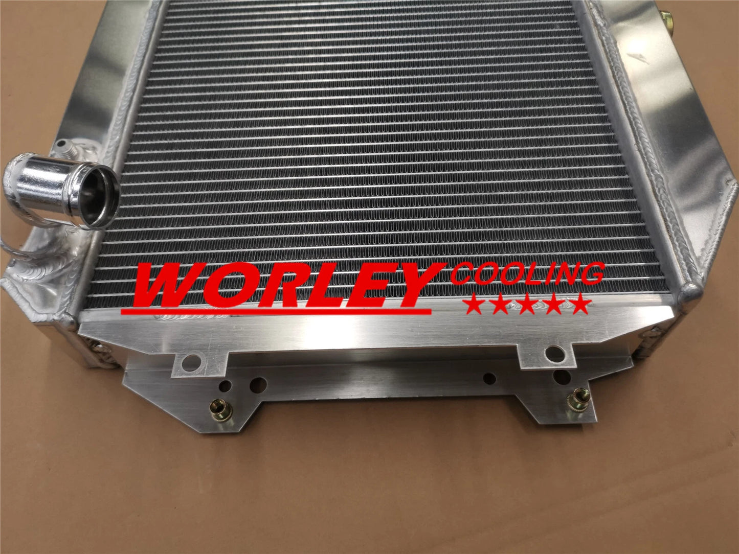 3 Row Aluminum Radiator for Datsun 240Z L24 2.4L L6 (1970-1973)