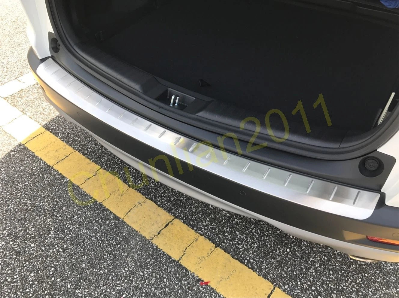 Outer Rear Bumper Protect Plate Cover Trim for Honda CR-V (2017-2019)