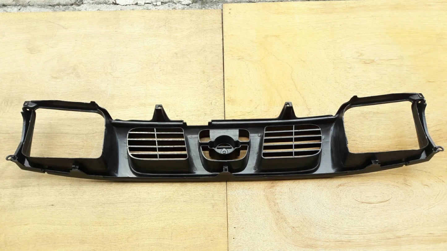 MATT BLACK GRILLE for NISSAN NAVARA D22 (1998-2000) 2WD 4WD Clips