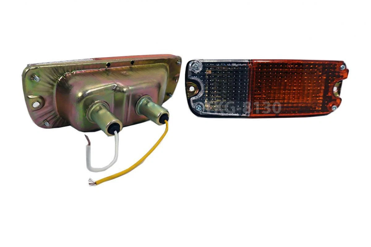 2 x Front Bumper Lights for Toyota Hilux RN20 RN25 RN27 (1974-1978)