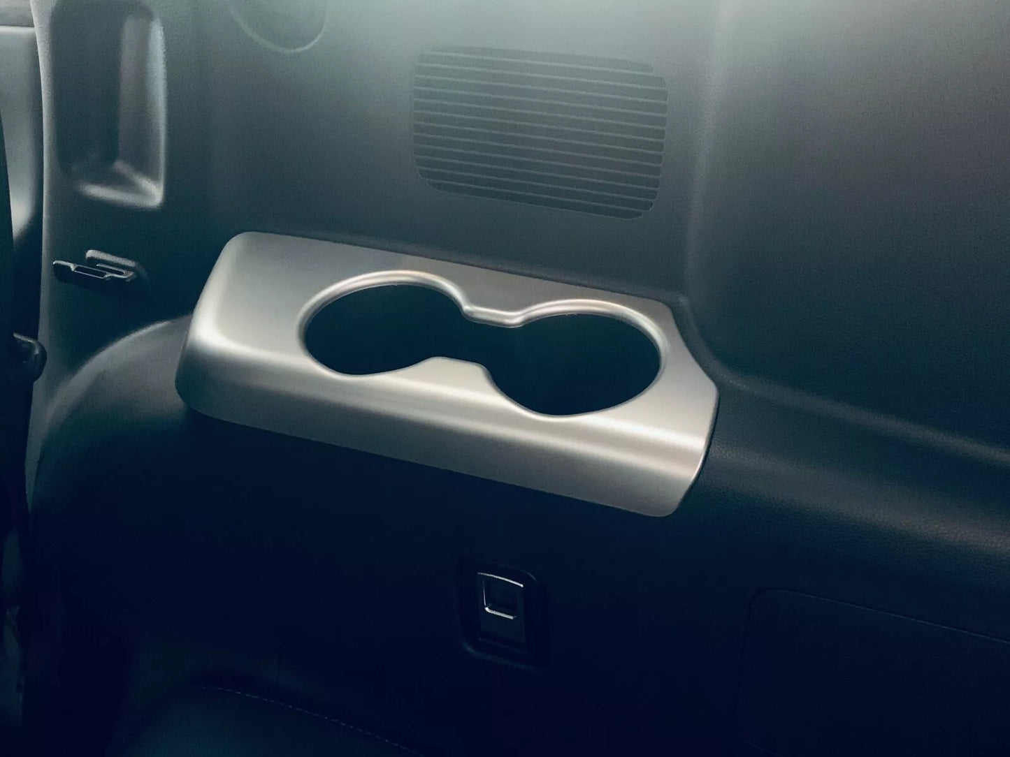 Interior Rear Side Water Cup Holder Cover for 2020-2023 Toyota Highlander (2020-2023)
