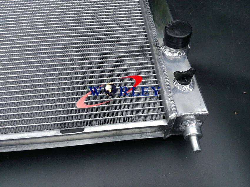 3 Core Aluminum Radiator for Land Rover Discovery II V8 4.0 4.6 (1999-2004)