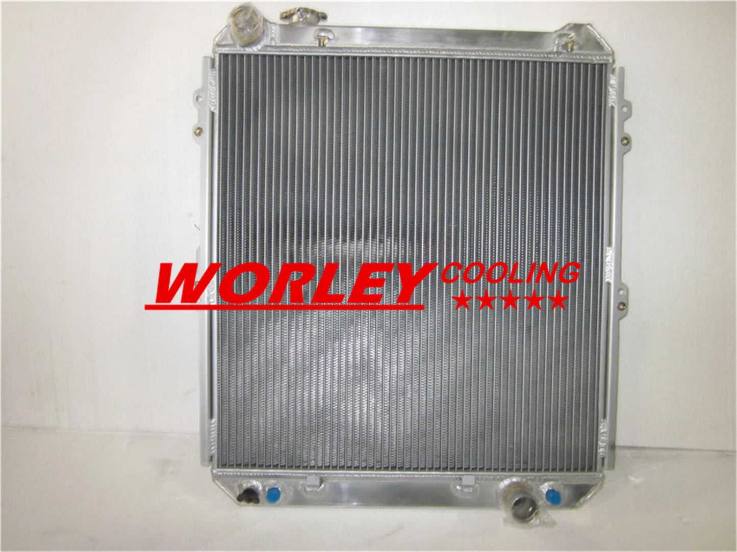 Aluminum Radiator & Red Hose for Hilux Surf KZN130 1KZ-TE (1993-1995)