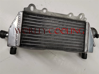 Aluminum Radiator & Red Hose for Kawasaki KX125 KX 125 (1999-2002)