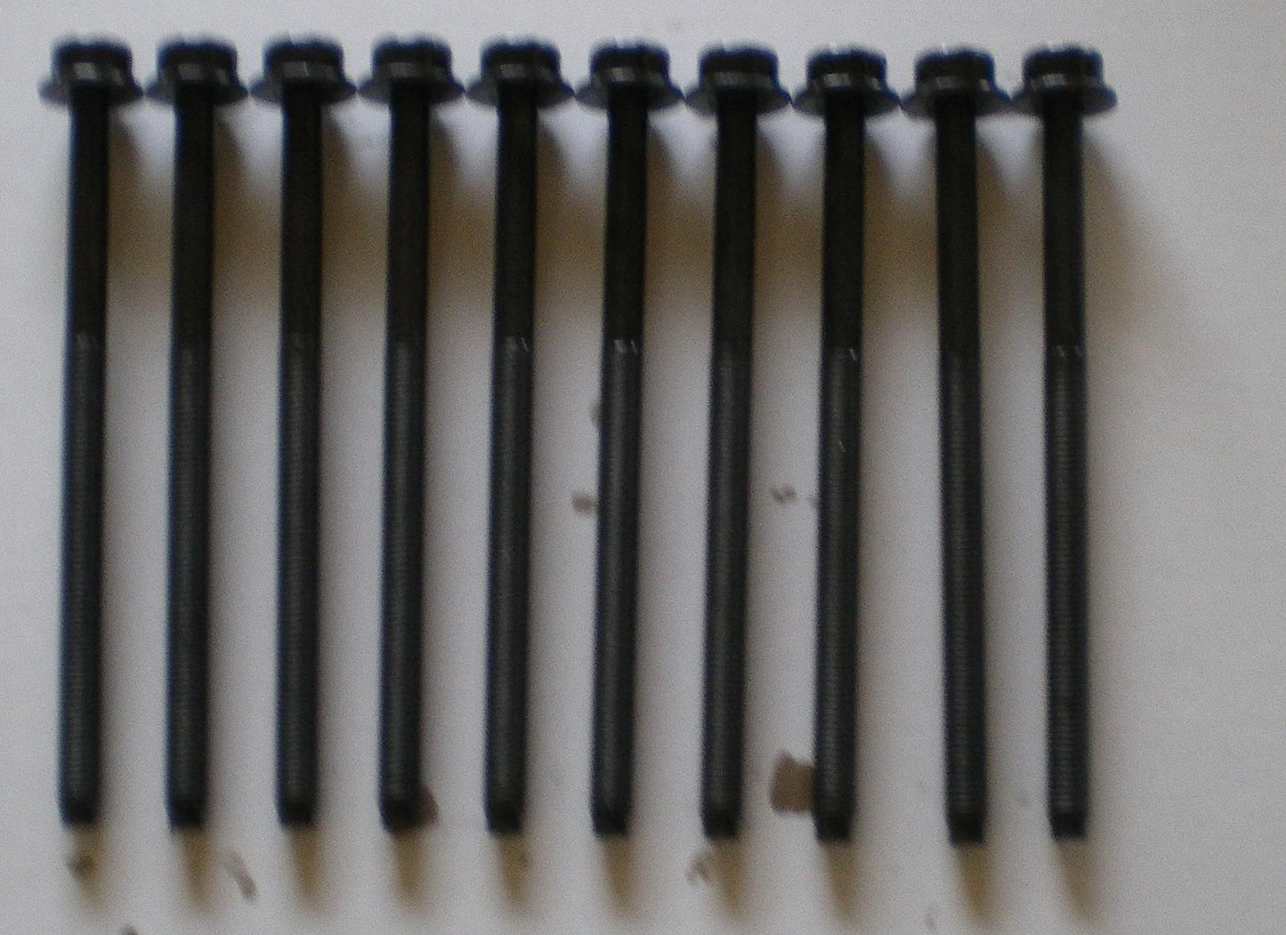CYLINDER HEAD BOLTS / 1.0 8V ALL AER for VW LUPO (1996–2001)