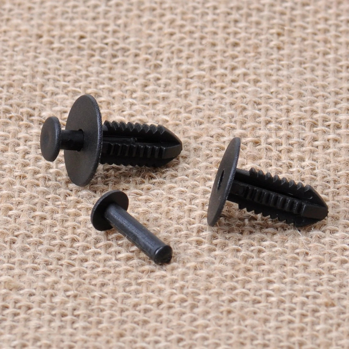 10 x Wheel Arch Shell Clips for Mercedes W124 W204 (1995-2015)